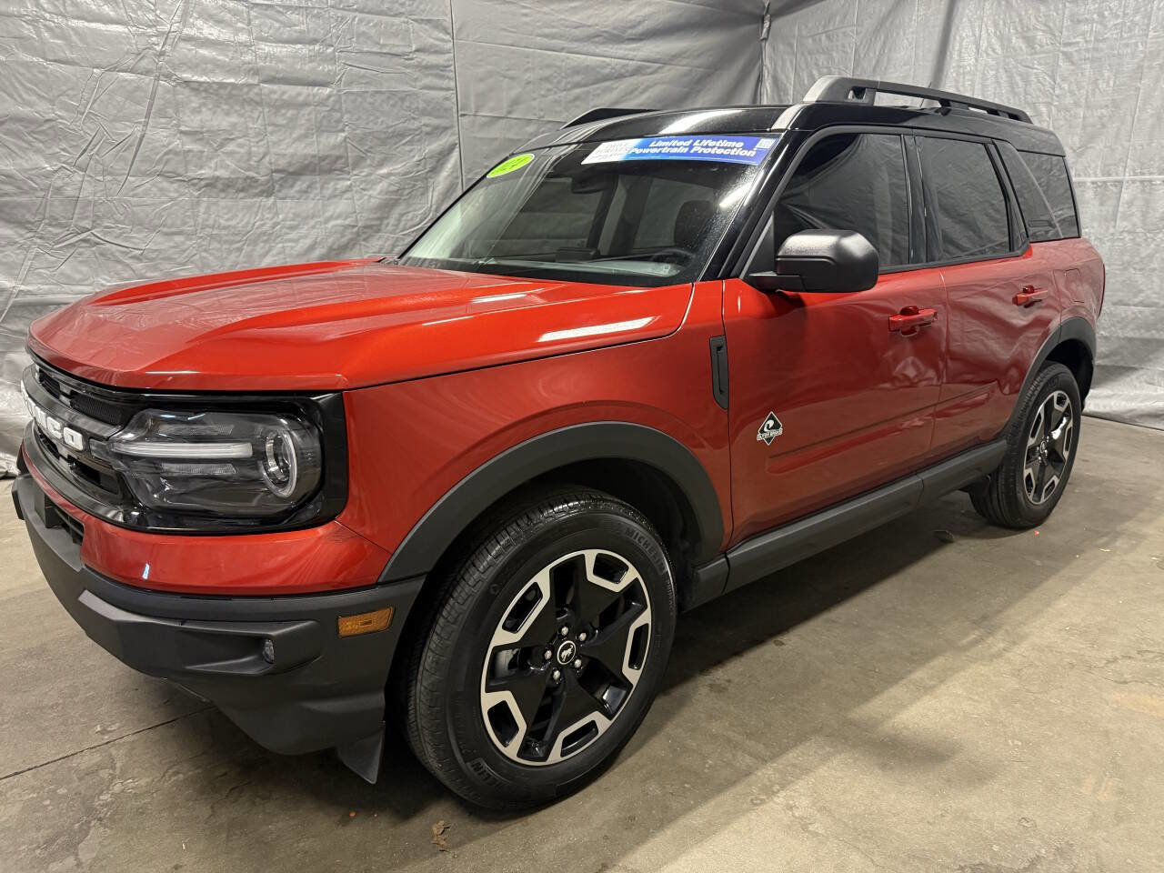 Used 2024 Ford Bronco Sport Outer Banks w/ Tech Package image 3