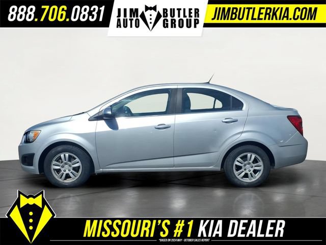 Used 2015 Chevrolet Sonic LT FWD image 4