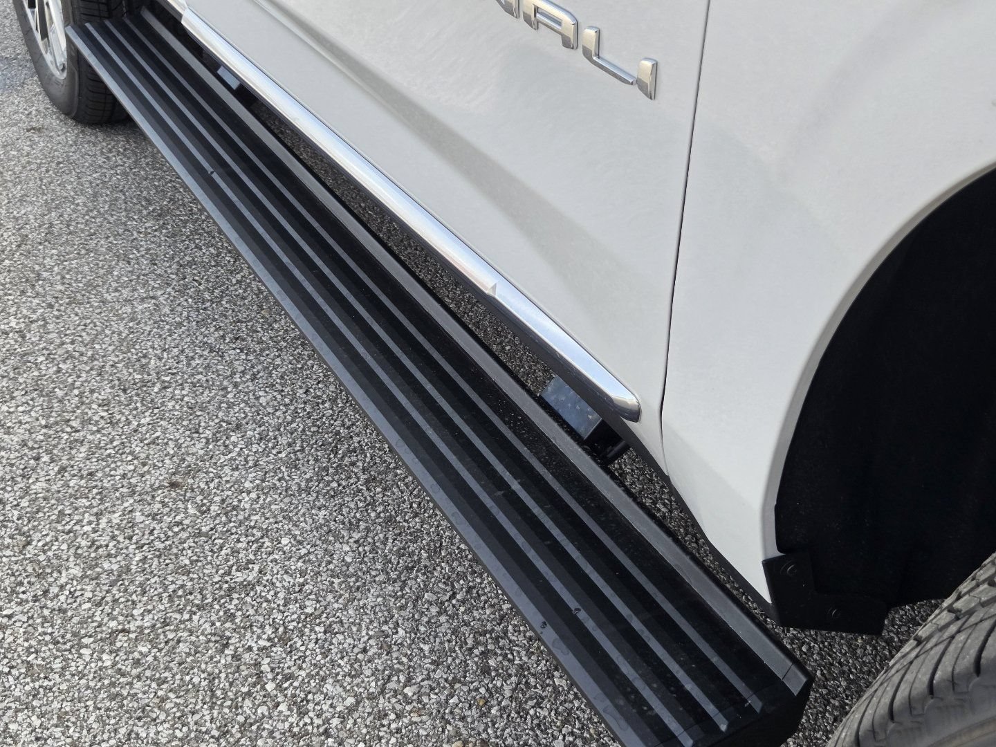 New 2026 GMC Yukon Denali w/ Sun & Power Step Package AWD/4WD image 23