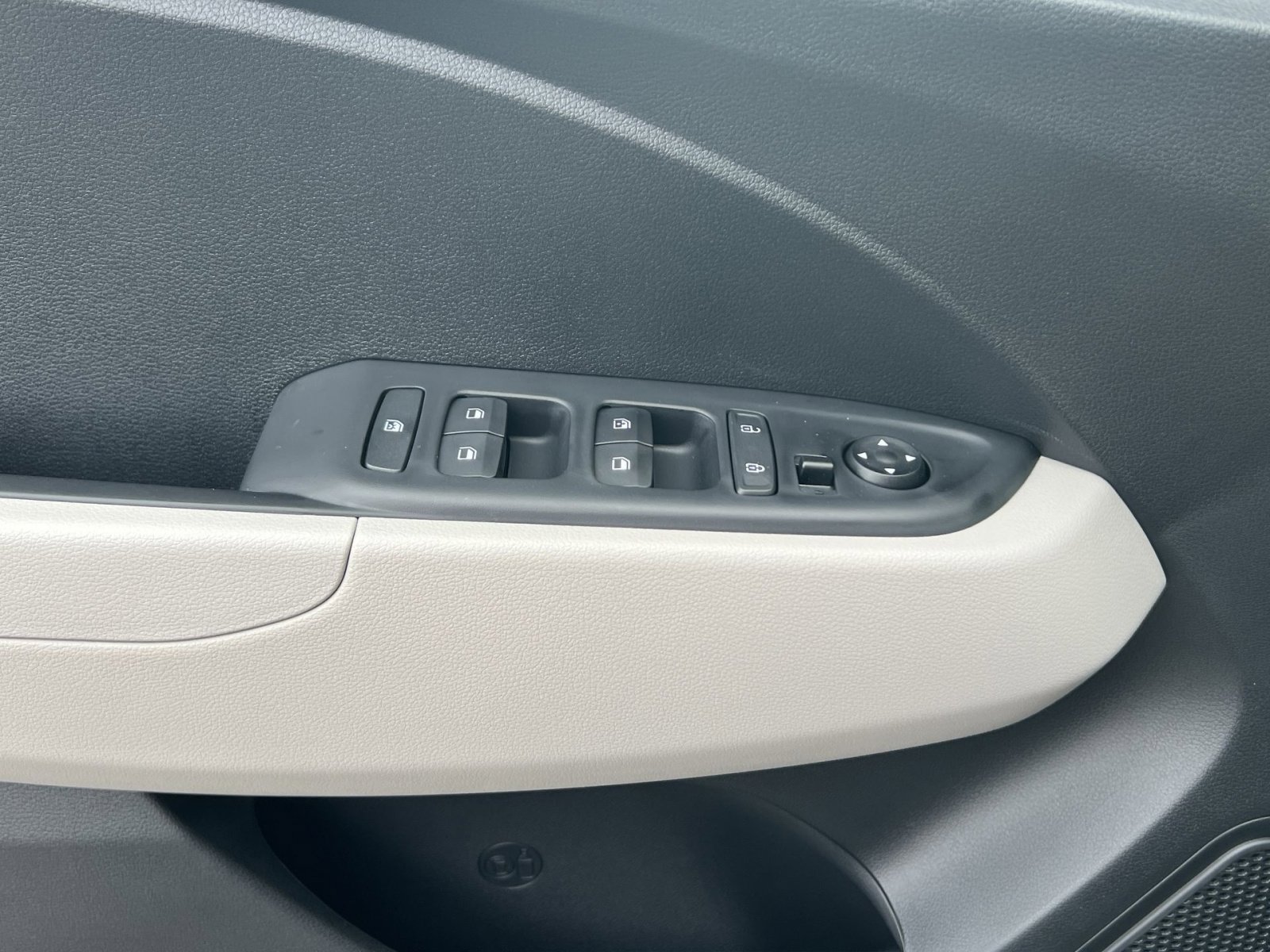 New 2026 Hyundai Venue SEL image 14