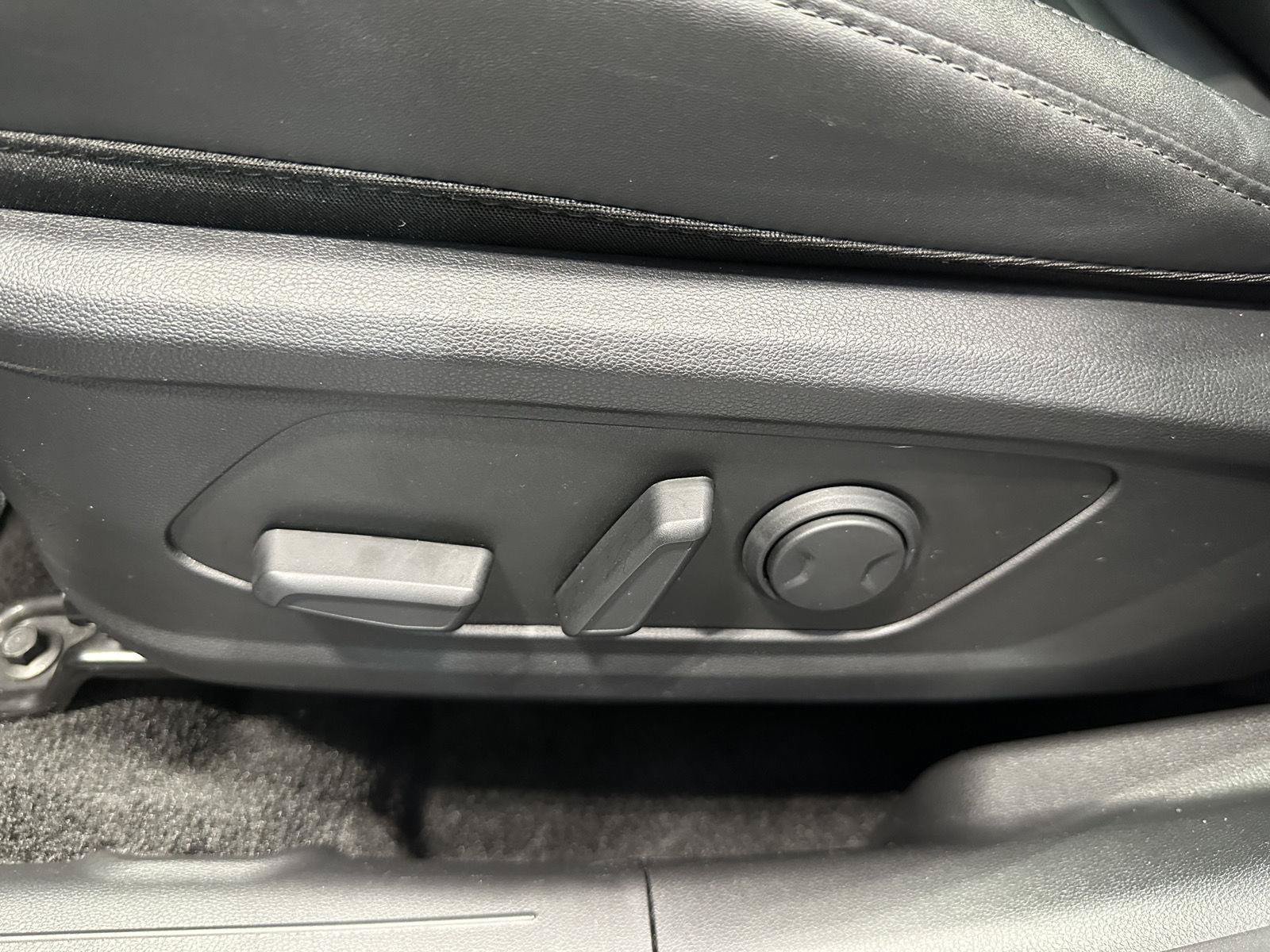 Certified 2025 Hyundai Tucson SEL AWD/4WD image 17