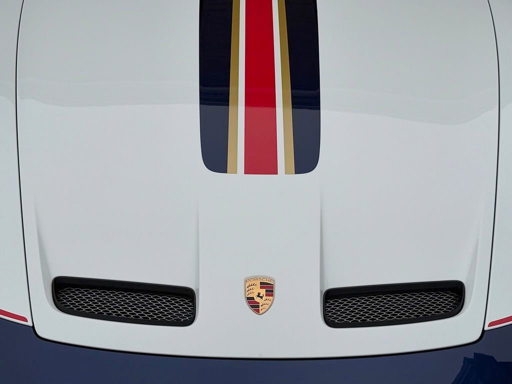 Certified 2024 Porsche 911 Dakar image 22