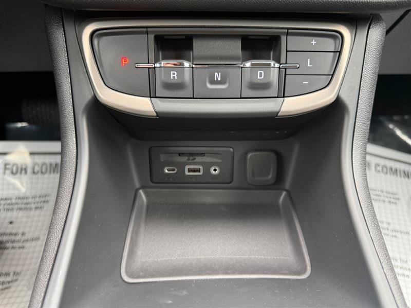 Used 2024 GMC Terrain Denali w/ LPO, Floor Liner Package AWD/4WD image 28