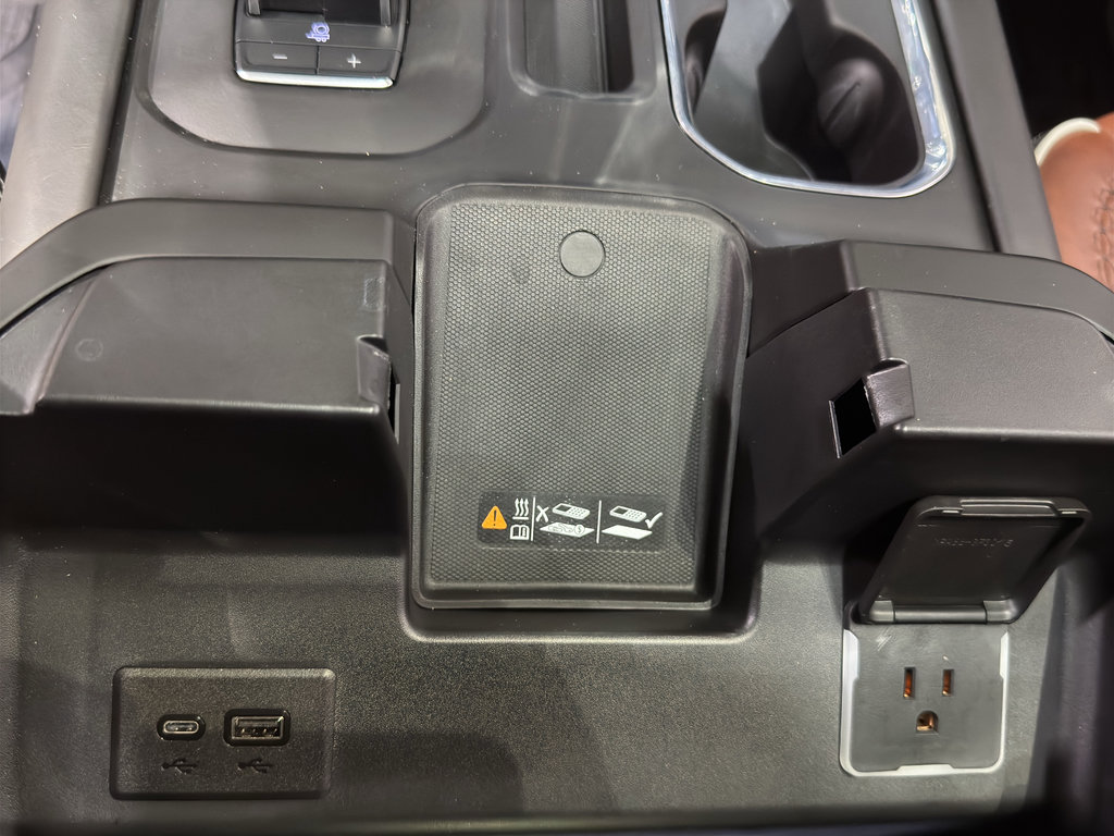 Used 2025 GMC Sierra 3500 Denali Ultimate AWD/4WD image 40