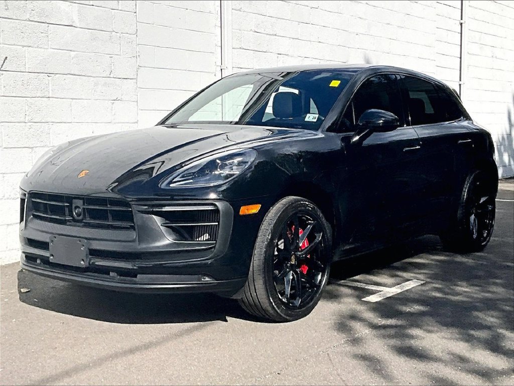 Certified 2023 Porsche Macan GTS AWD/4WD image 1