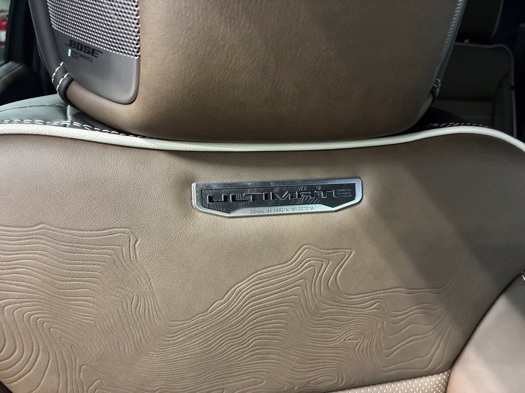 Used 2026 GMC Yukon XL Denali Ultimate w/ LPO, Floor Liner Package AWD/4WD image 8