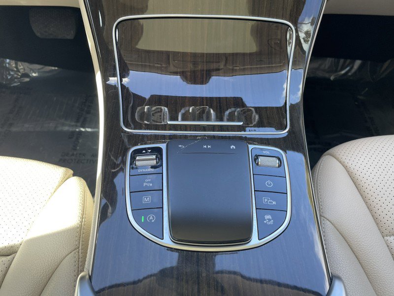 Used 2021 Mercedes-Benz GLC 300 image 19
