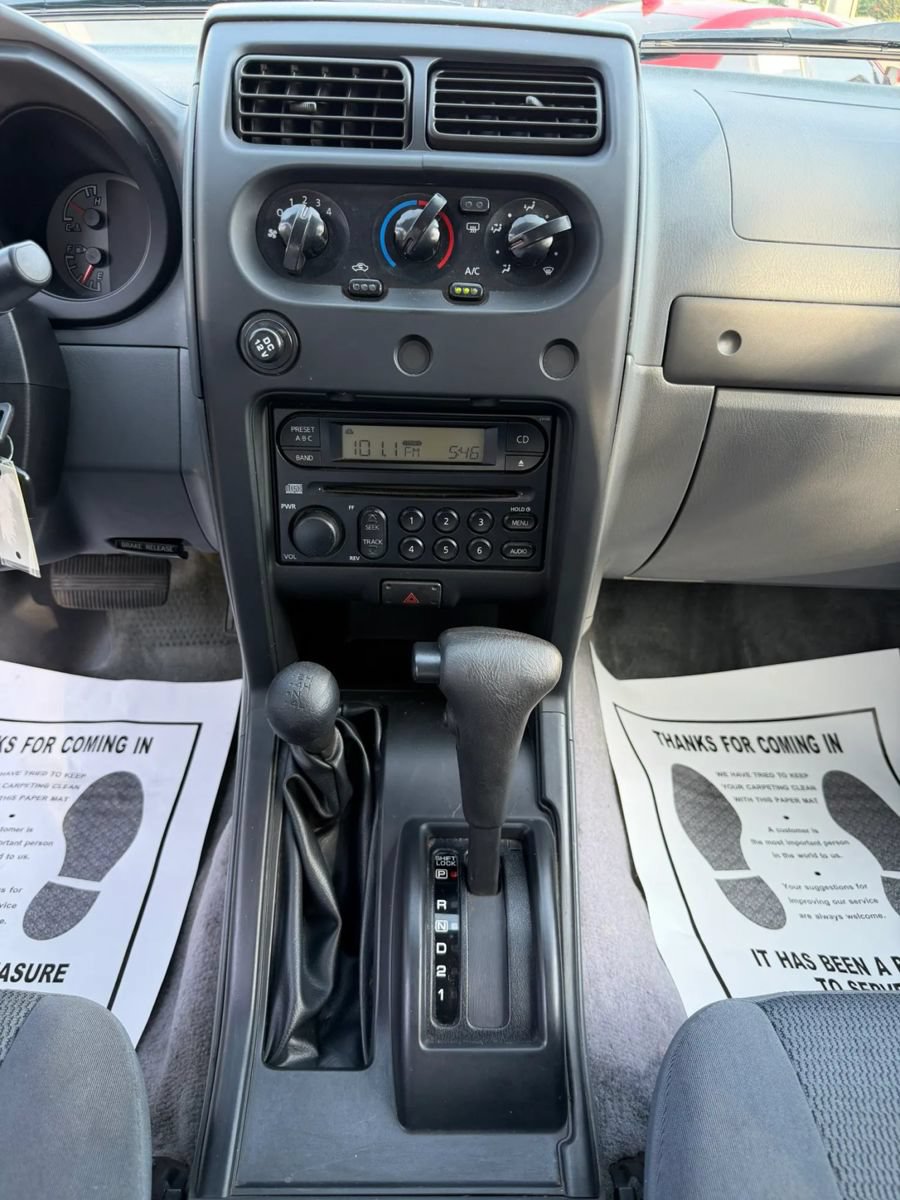 Used 2003 Nissan Frontier XE AWD/4WD image 13