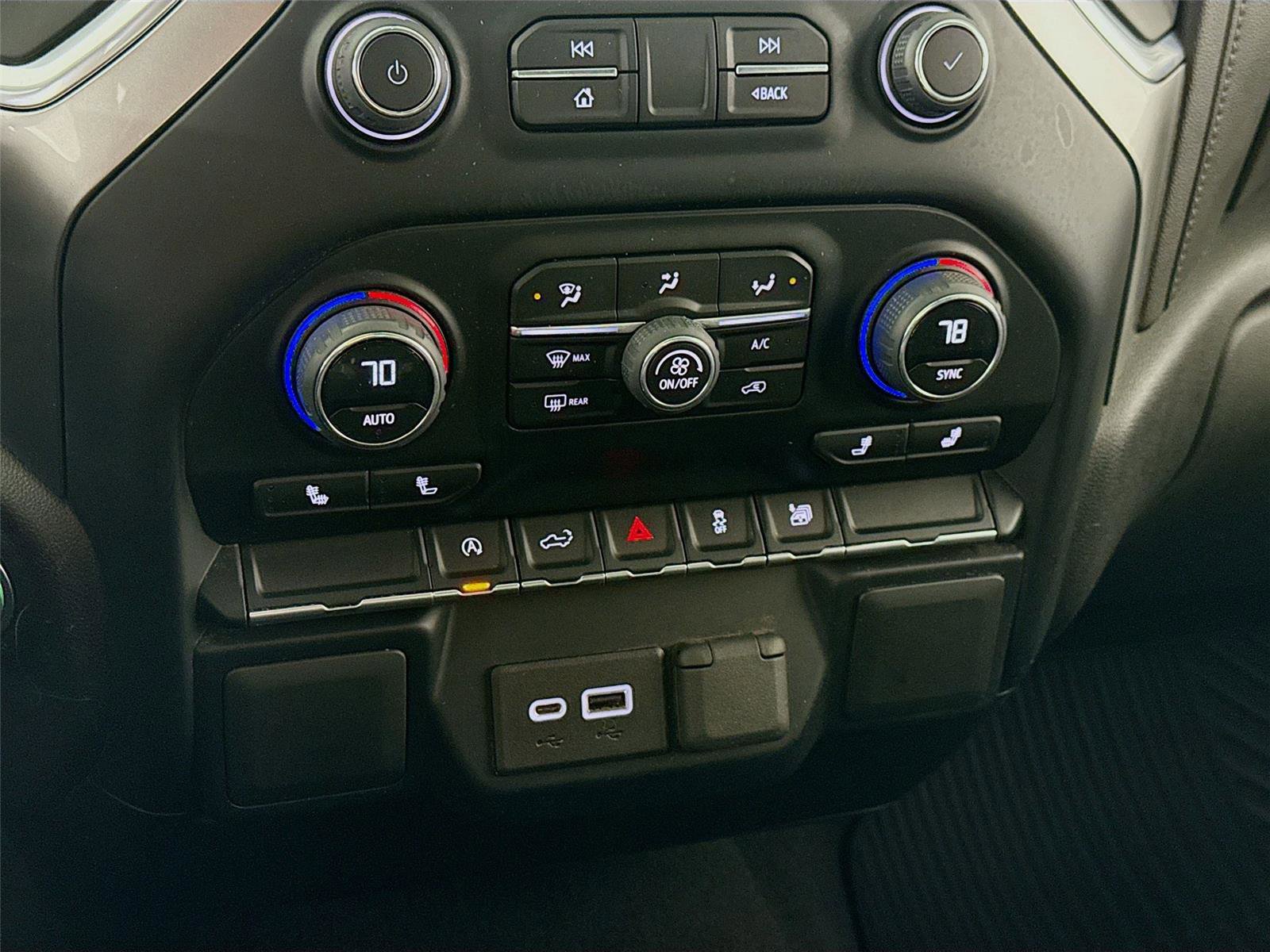 Used 2022 Chevrolet Silverado 1500 RST w/ Redline Edition image 10