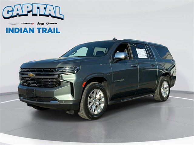 Used 2023 Chevrolet Suburban Premier image 1