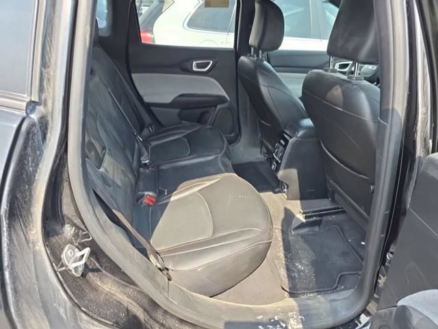 Used 2023 Jeep Compass Latitude AWD/4WD image 10