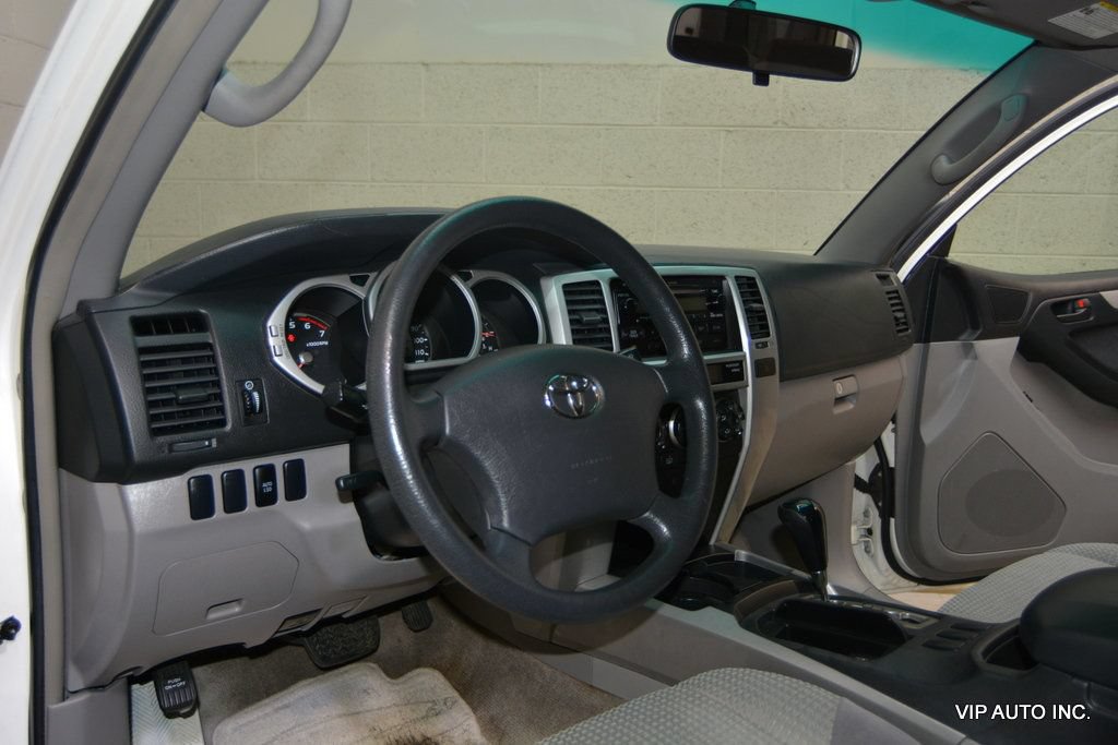 Used 2005 Toyota 4Runner Sport RWD image 21