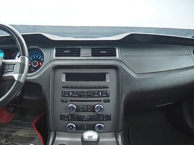 Used 2014 Ford Mustang Coupe RWD image 15