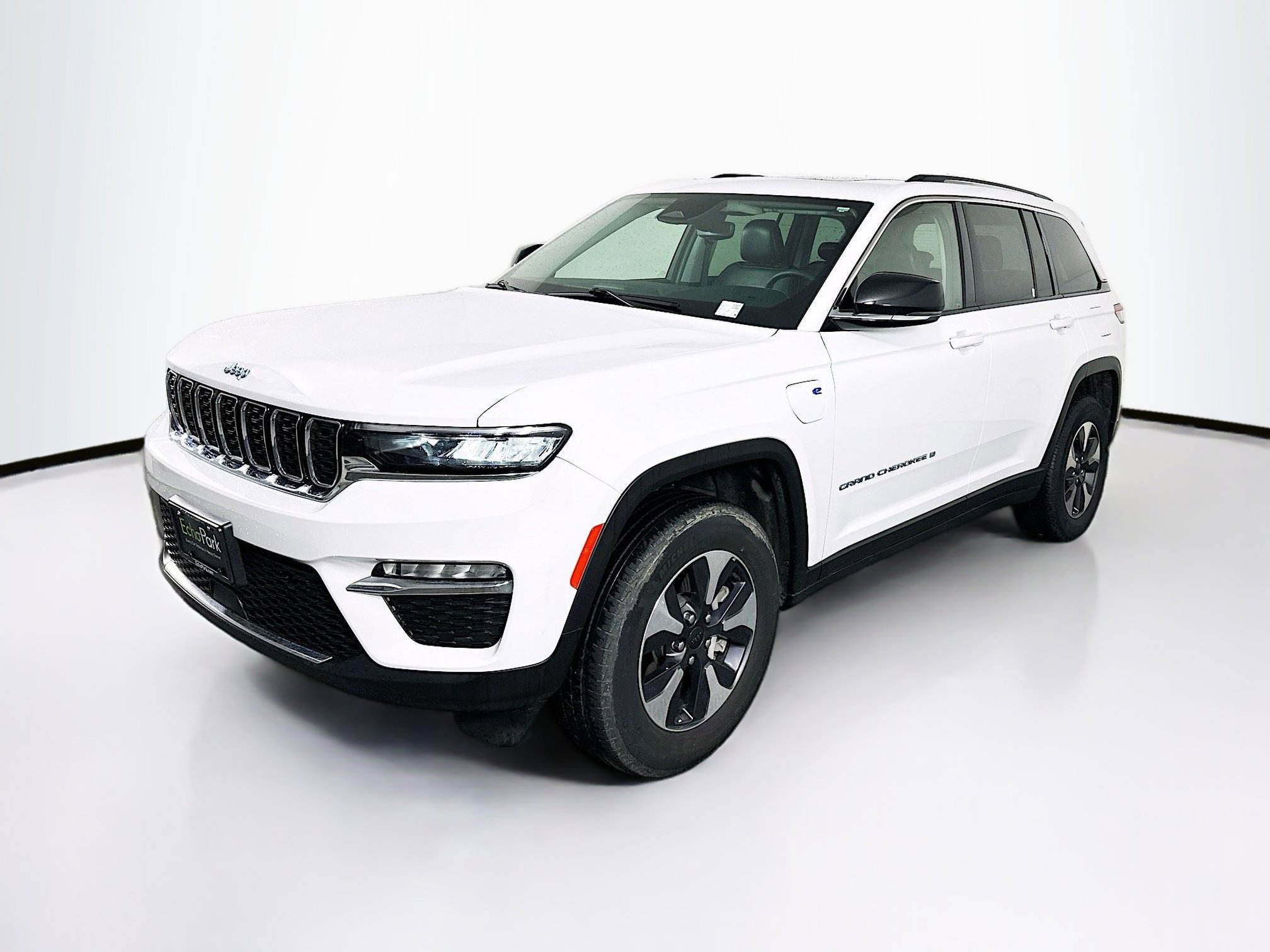 Used 2022 Jeep Grand Cherokee Limited 4xe AWD/4WD image 3