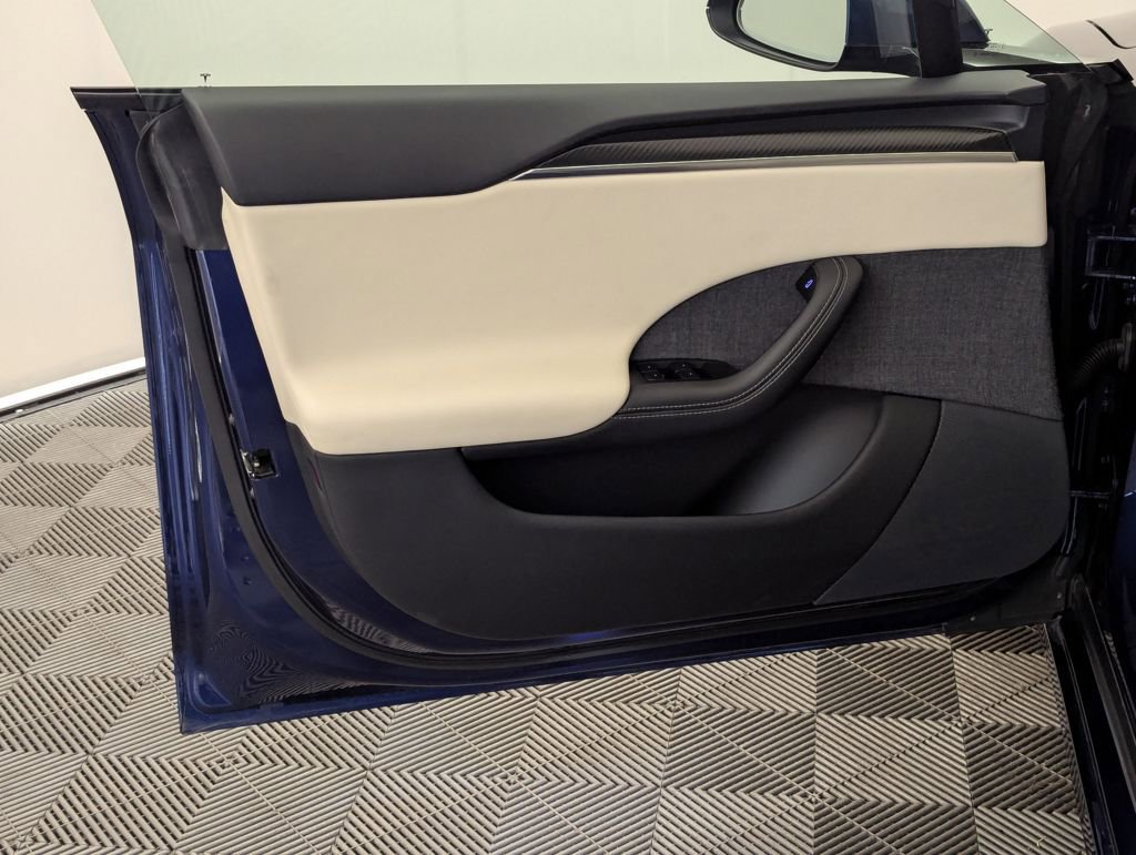 Used 2021 Tesla Model S Plaid image 50