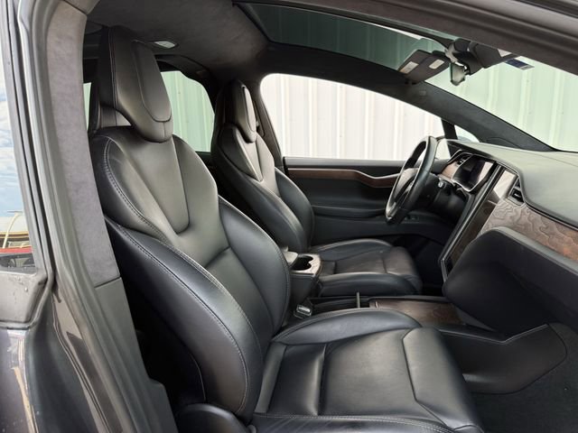 Used 2018 Tesla Model X 100D image 27