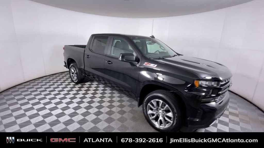 Used 2021 Chevrolet Silverado 1500 RST w/ LPO, Blackout Package image 2