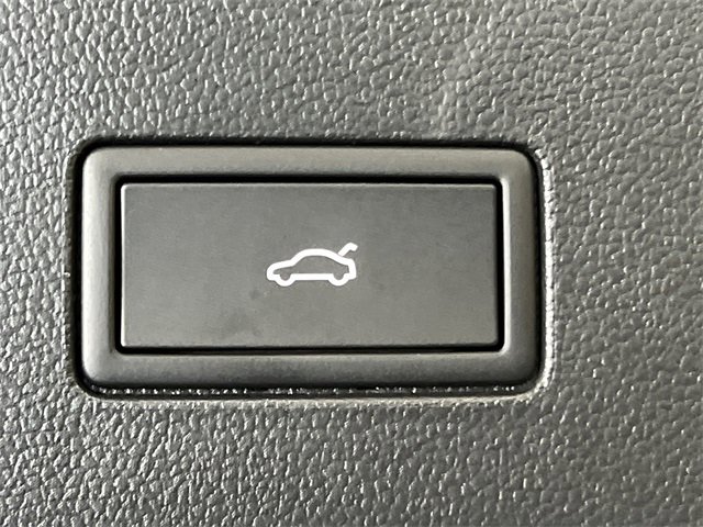 New 2026 Volkswagen Atlas Cross Sport SEL Premium R-Line image 6