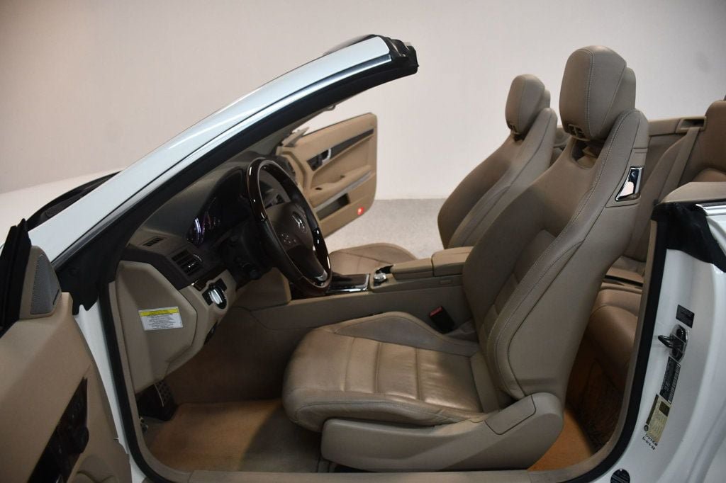 Used 2011 Mercedes-Benz E 550 Cabriolet image 33
