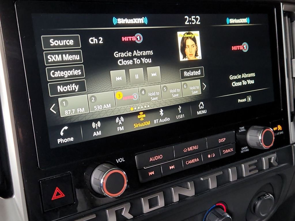 Certified 2025 Nissan Frontier SV image 32