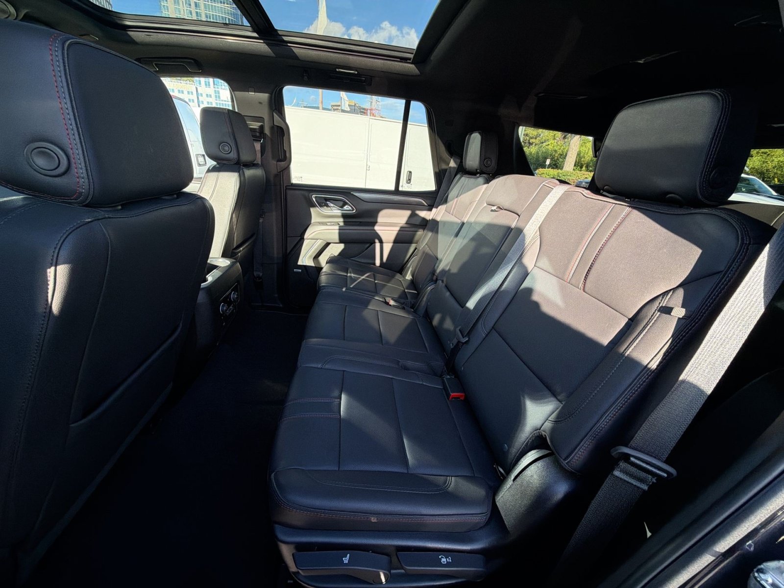 Used 2023 Chevrolet Tahoe RST w/ Luxury Package AWD/4WD image 25