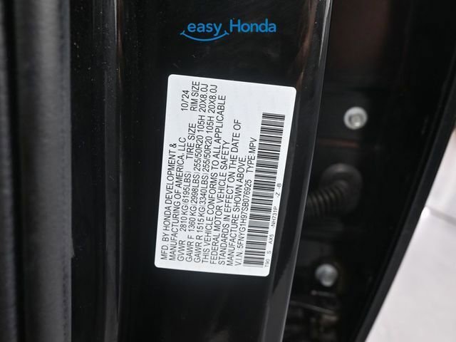 Used 2025 Honda Pilot Black Edition image 18
