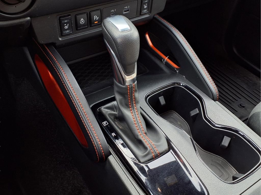 Used 2023 Nissan Frontier PRO-4X w/ Pro Convenience Package image 12