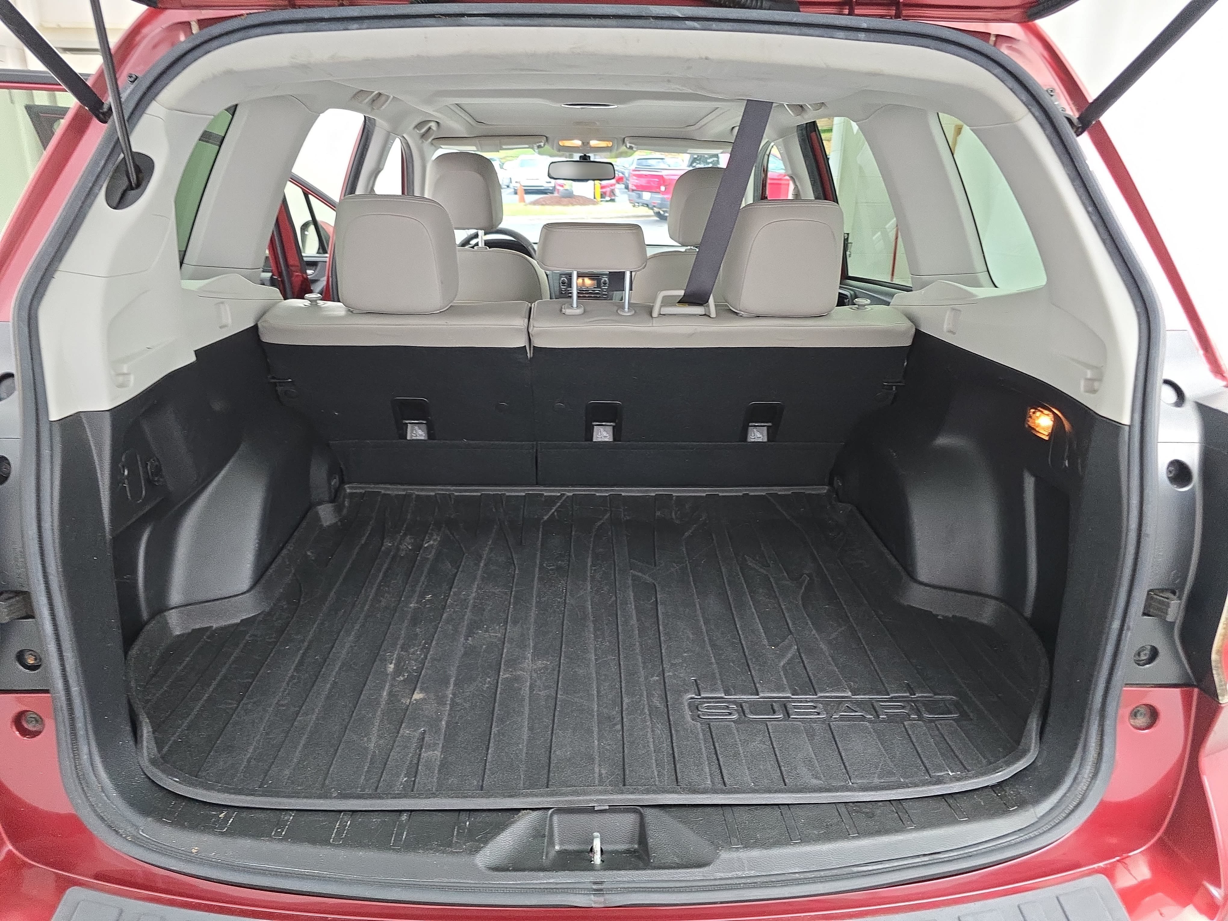 Used 2014 Subaru Forester 2.5i Limited AWD/4WD image 12