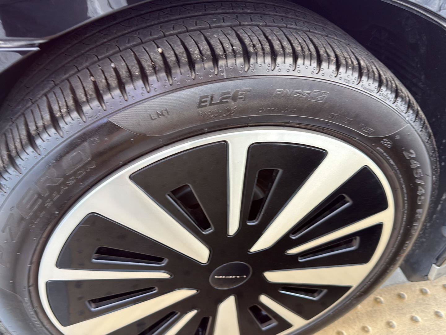 Used 2023 Lucid Air Pure AWD/4WD image 14