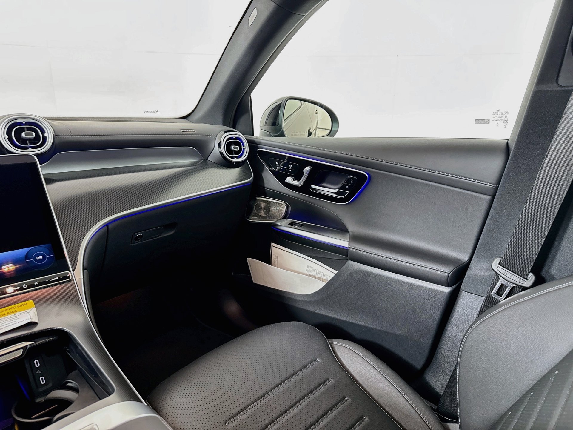 New 2027 Mercedes-Benz GLC 300 image 26