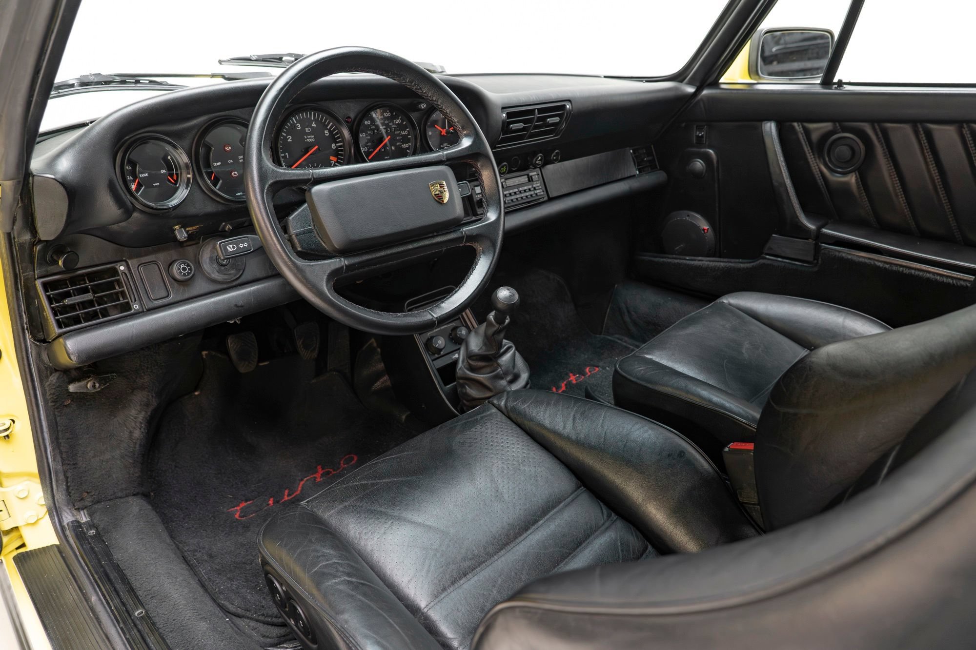 Used 1988 Porsche 911 Carrera RWD image 2