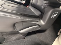 Used 2023 Chrysler Pacifica Touring-L FWD image 40