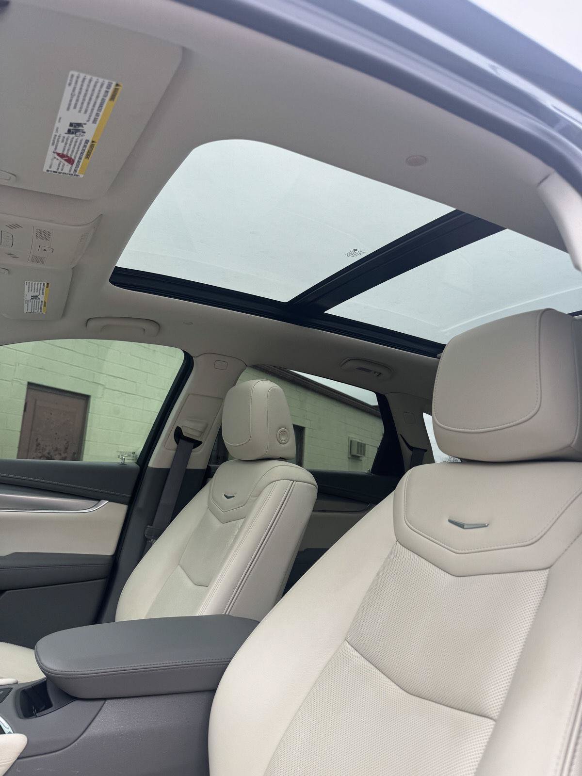 Used 2022 Cadillac XT5 Premium Luxury AWD/4WD image 10