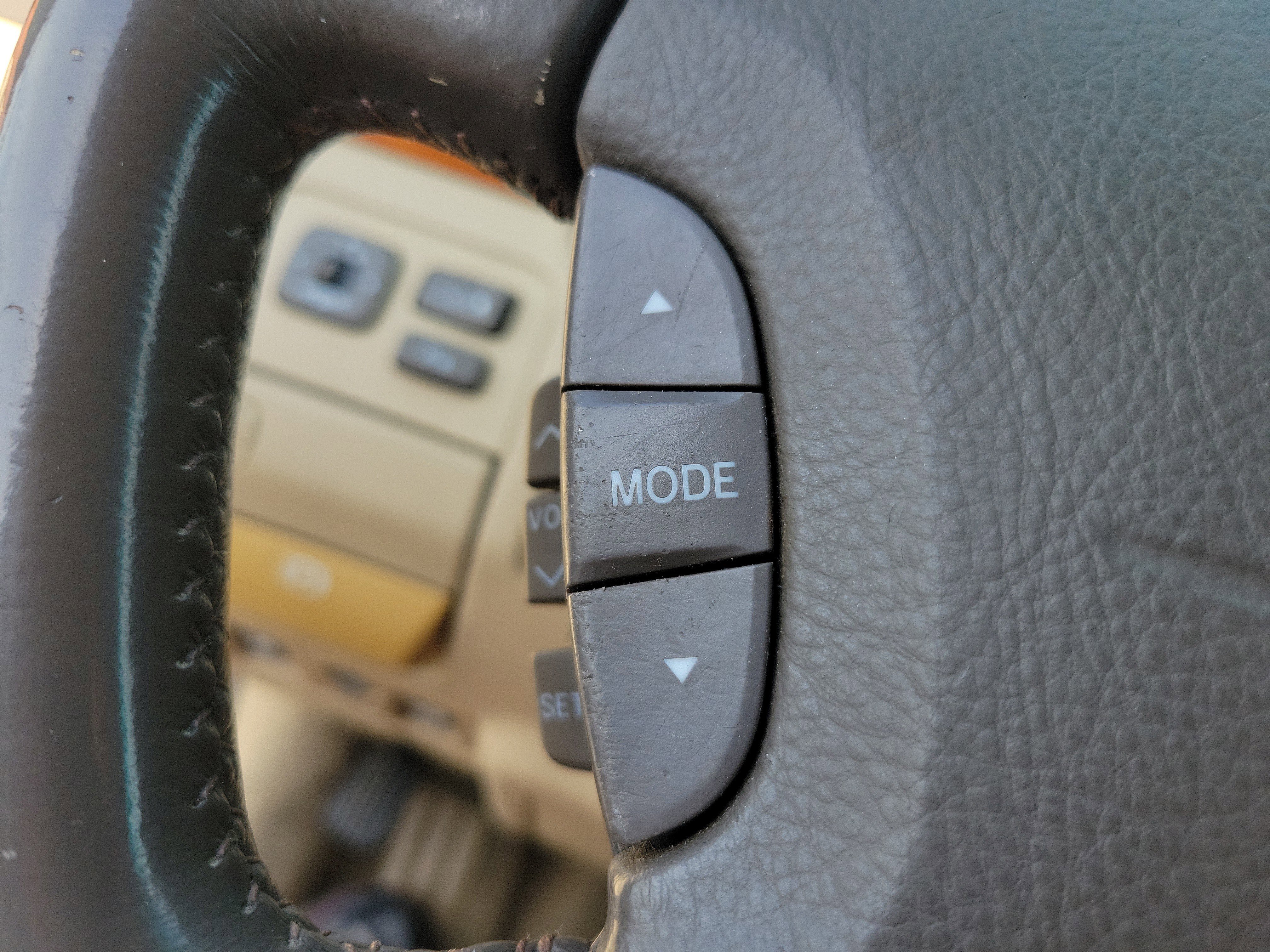 Used 2005 Lexus LS 430 RWD image 14