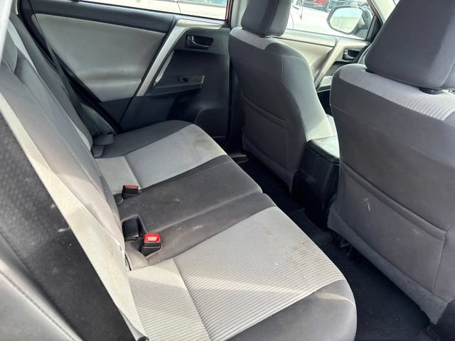 Used 2015 Toyota RAV4 LE FWD image 8