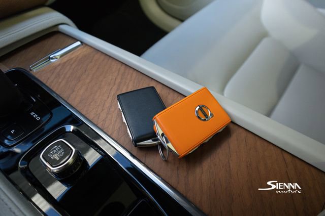 Used 2022 Volvo XC90 T8 Inscription Expression image 36