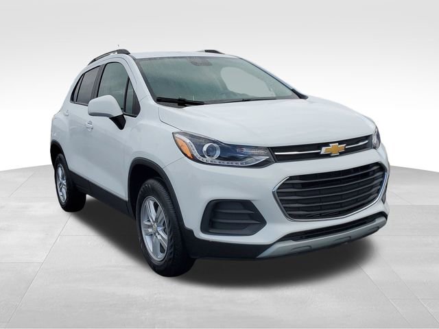 Used 2022 Chevrolet Trax LT w/ LT Convenience Package image 7