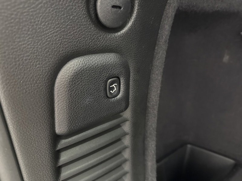 Certified 2020 Dodge Durango R/T w/ Blacktop Package image 11