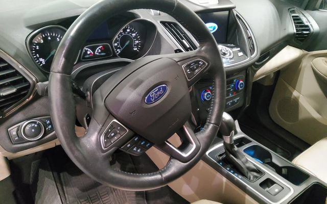 Used 2017 Ford Escape Titanium AWD/4WD image 26