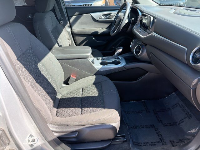 Used 2020 Chevrolet Blazer LT FWD image 33