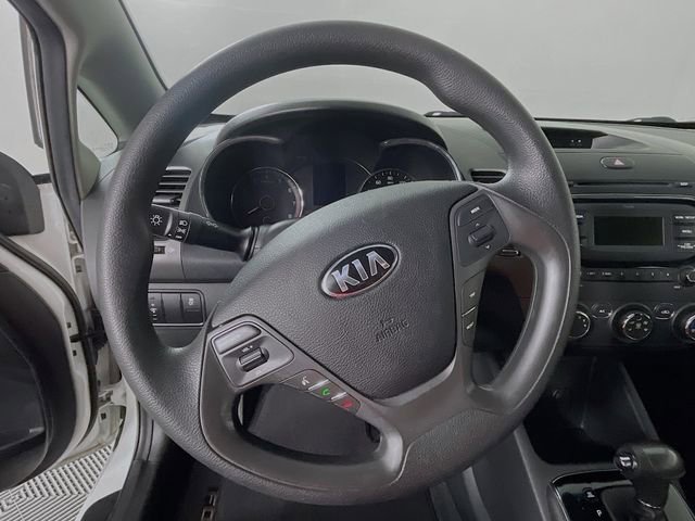 Used 2017 Kia Forte LX FWD image 12