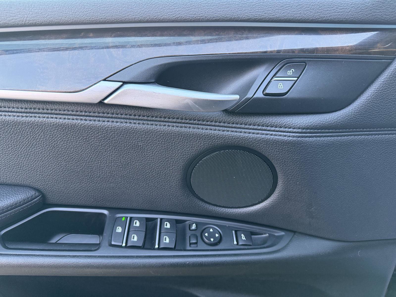 Used 2017 BMW X5 xDrive35i image 9