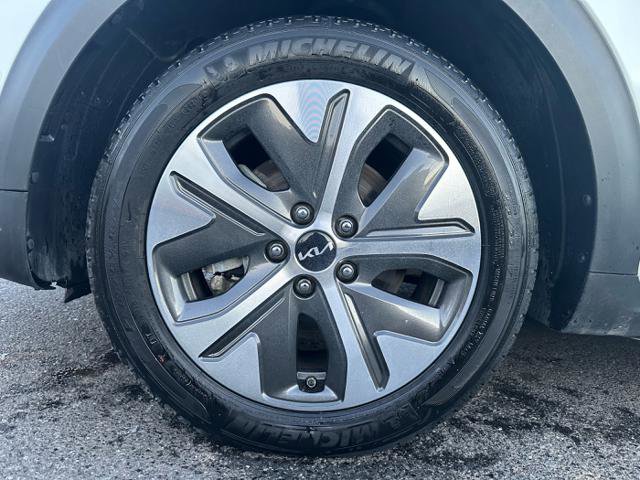 Used 2022 Kia Niro EX Premium w/ Cold Weather Package image 24