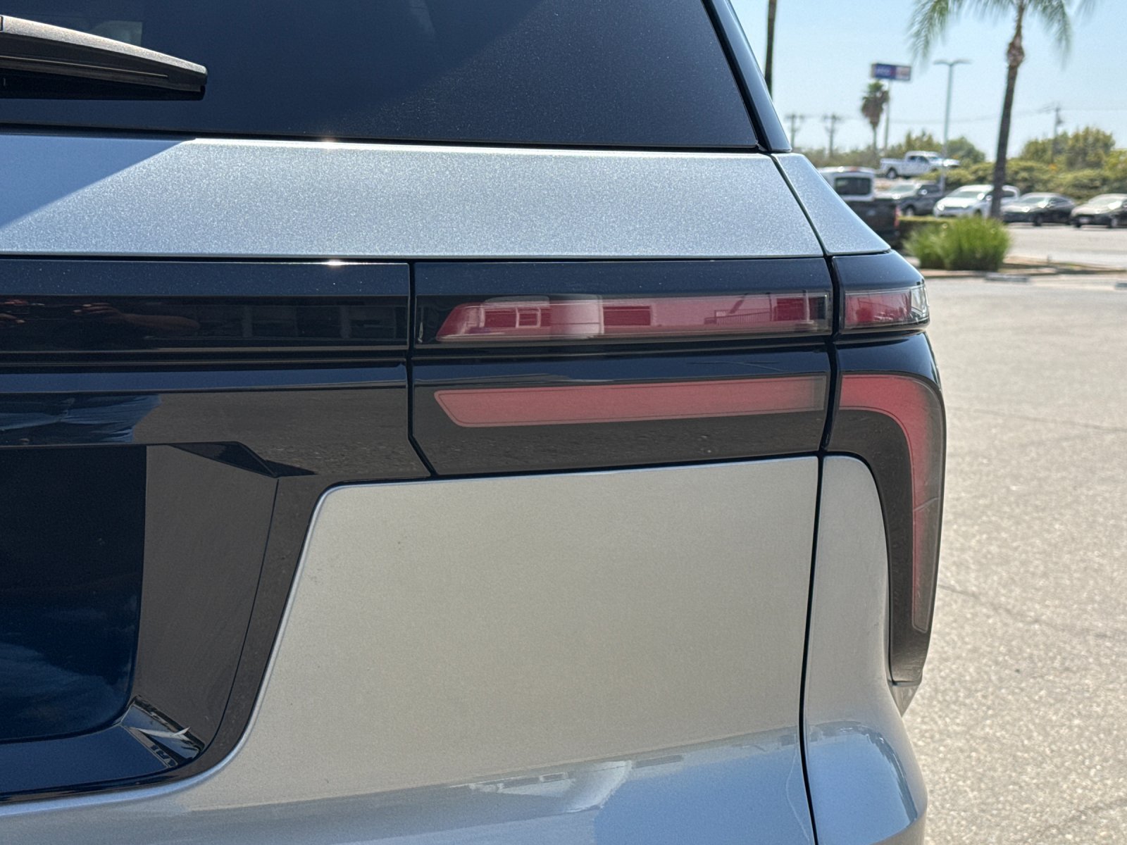 Used 2024 Chevrolet Traverse LT FWD image 26