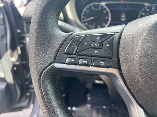 Used 2024 Nissan Sentra SV FWD image 11