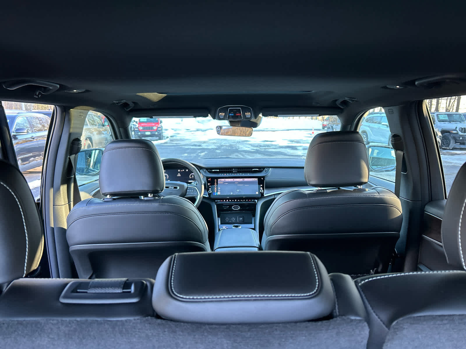 New 2026 Jeep Grand Cherokee Altitude AWD/4WD image 27