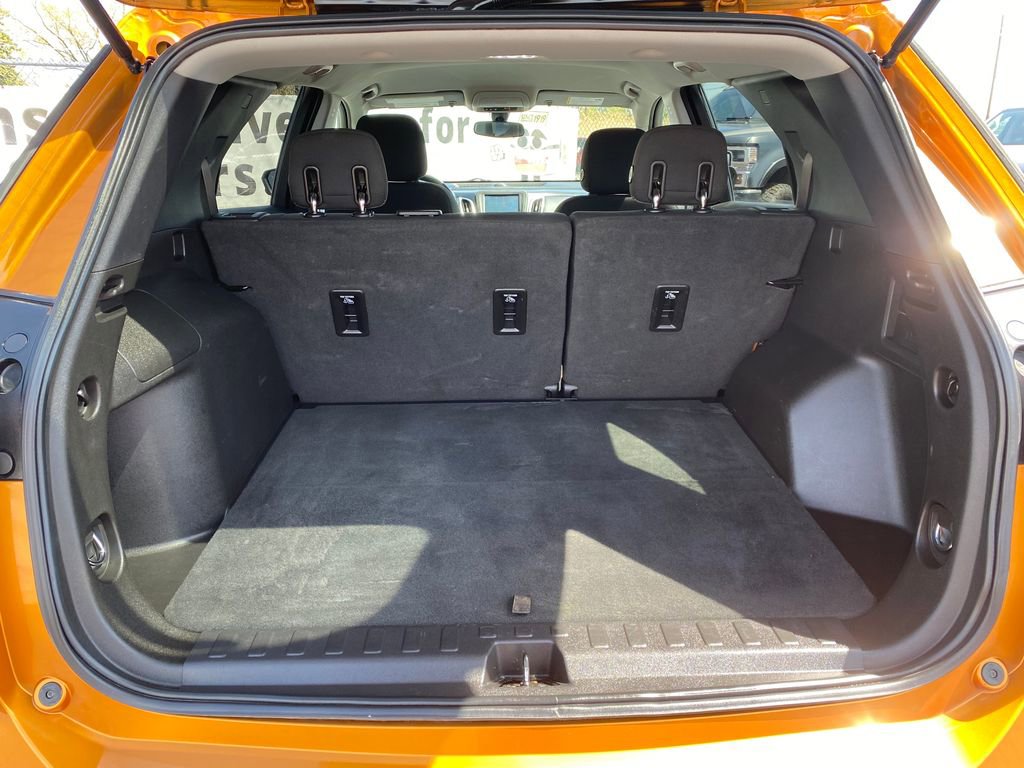 Used 2018 Chevrolet Equinox LT FWD image 5
