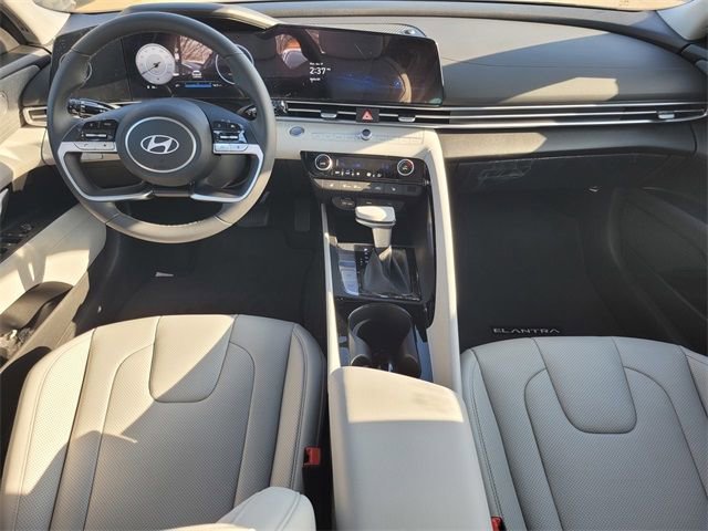 New 2026 Hyundai Elantra Limited image 18