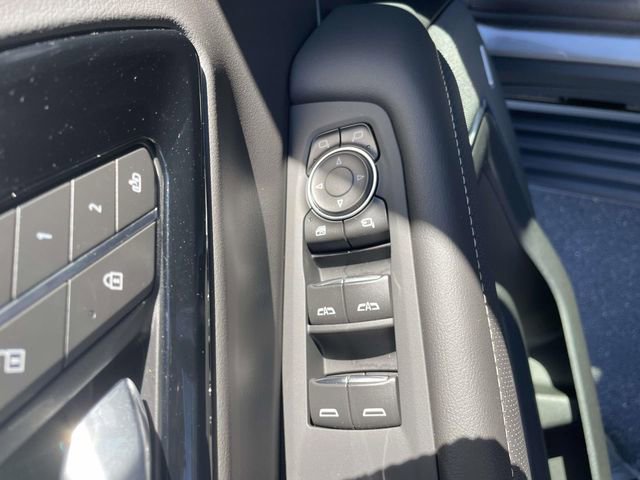 New 2026 Chevrolet Suburban Premier image 17