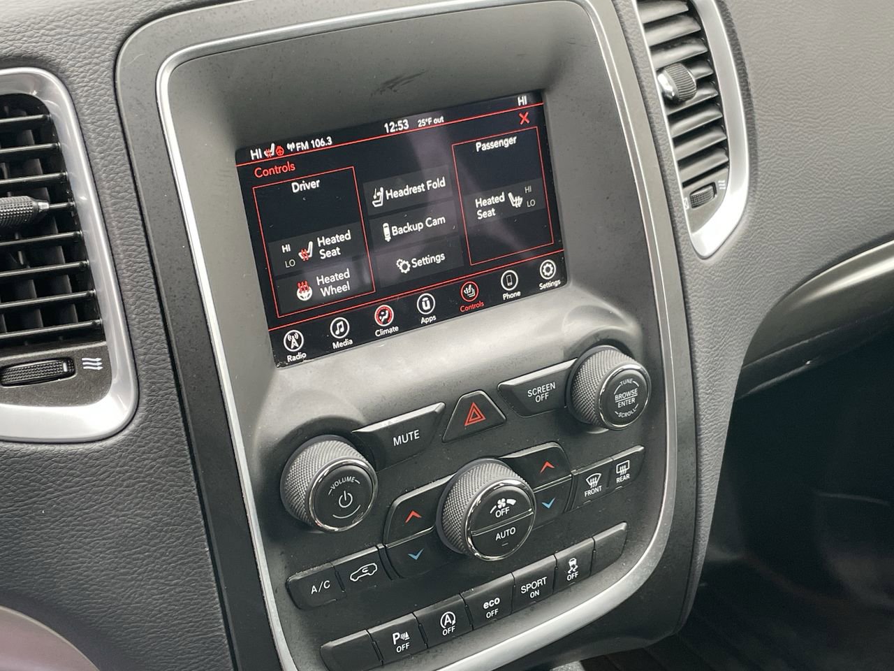 Used 2020 Dodge Durango SXT AWD/4WD image 34